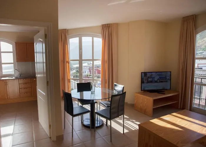 Coral Silos Hotel *